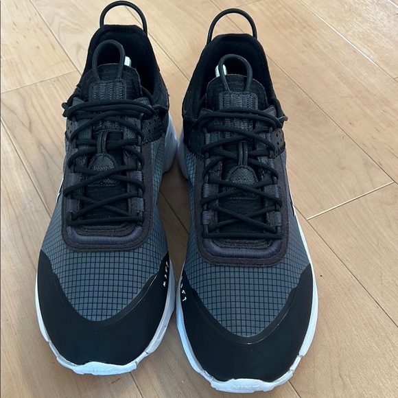 NIKE Men's React Live Running Shoe - Picture 6 of 16